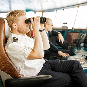 Kyselytunti kapteenin kanssa