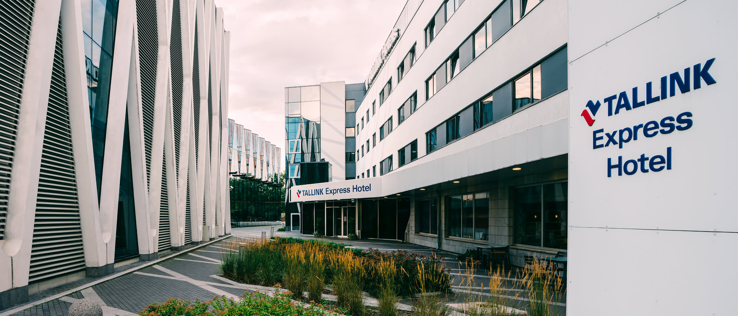 Фасад отеля Tallink Express