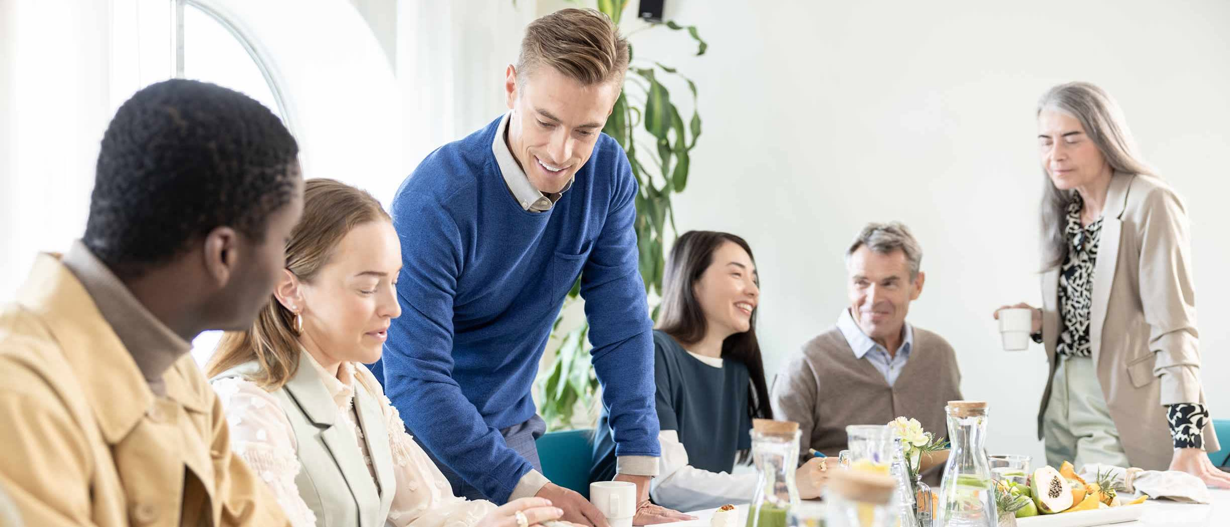 Kolleegid peavad kruiisil konverentsi