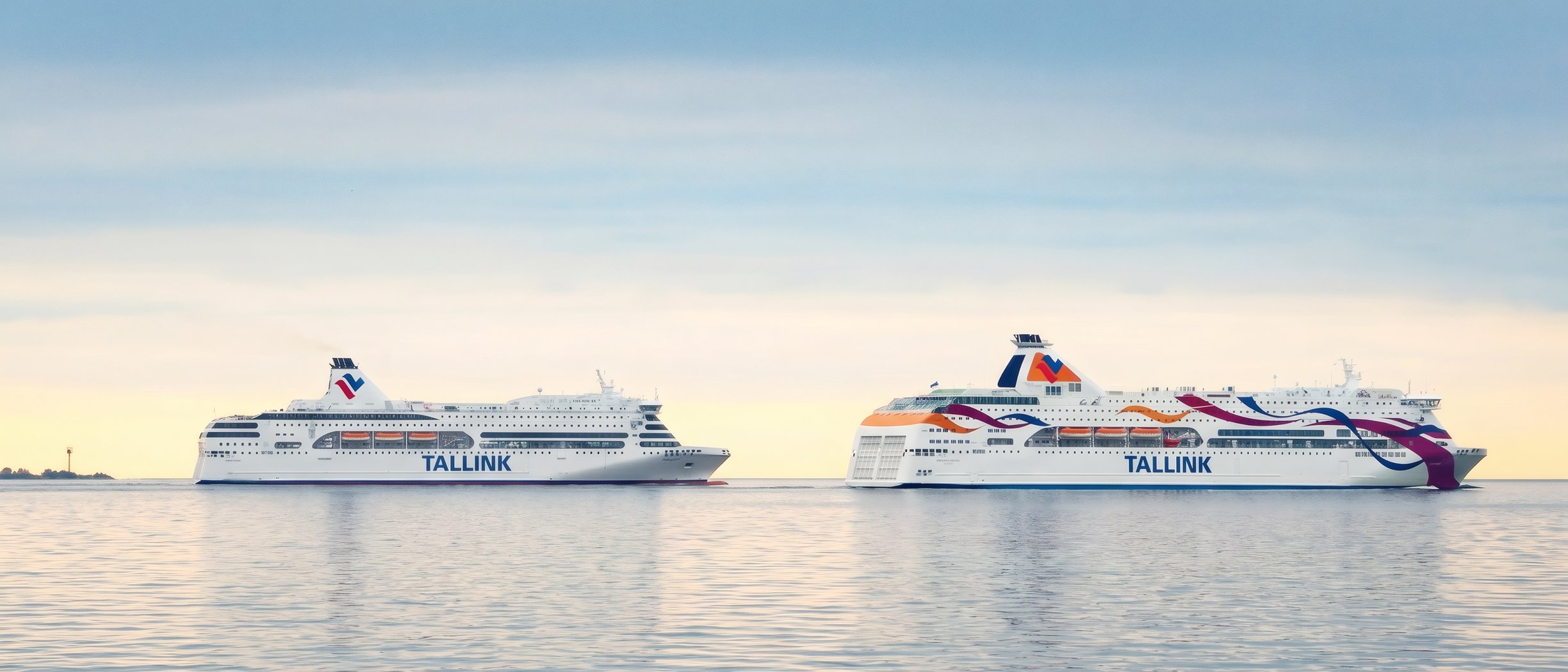 Baltic Queen and Romantika are sailing