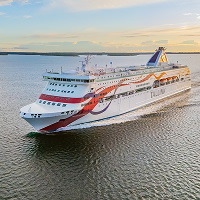 Kruiisilaev Baltic Queen seilab merel