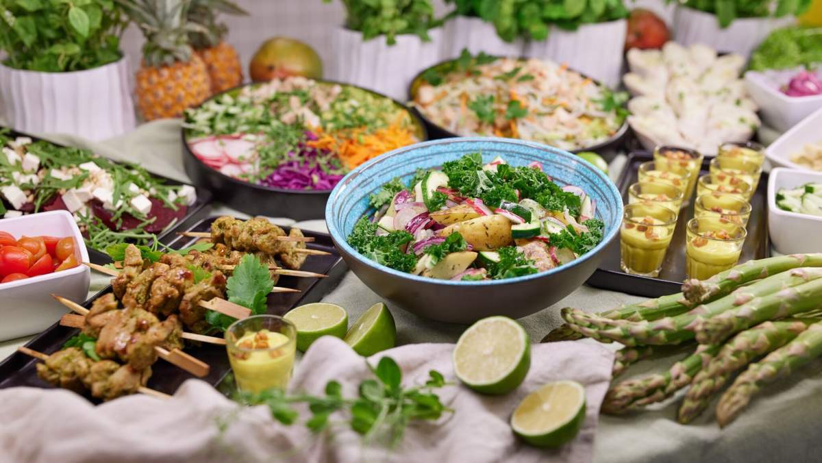 Vegetariska och veganska rätter i bufférestaurangen Grande Buffet