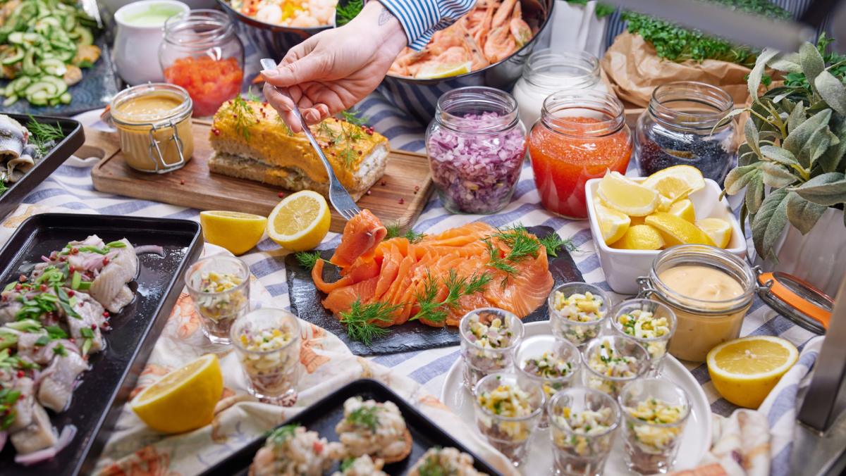 Urval av fisk och rom i Grande Buffet