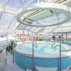 En jacuzzi på Sunflower Oasis - relaxavdelningen på Silja Symphony och Silja Serenade